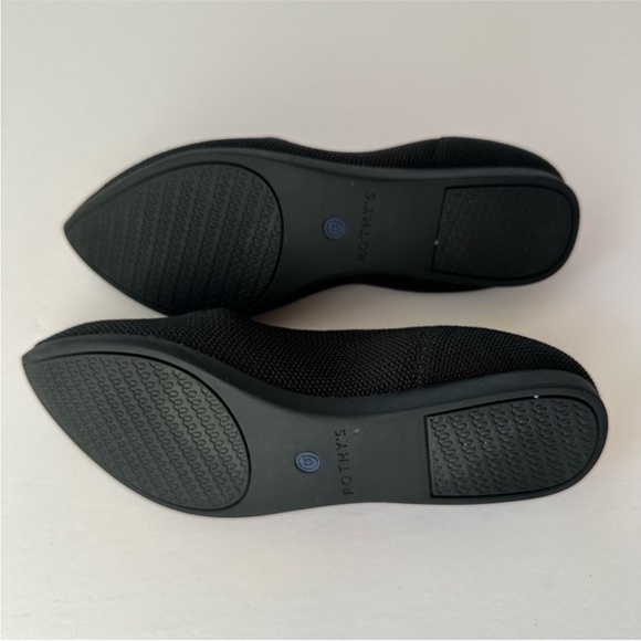 Black Rothy’s point flat - Picture 4 of 5